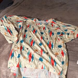 Colorful Geometric Patterned Top-Mid Century 1960's top-new